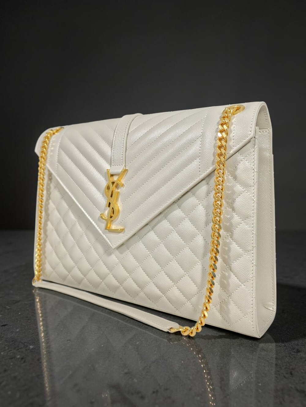 Saint Laurent Large Envelope Triquilt in Grained ivory Leather Gold Hardware - Picture 4 of 16